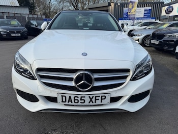 Used Mercedes-Benz C Class 2015 for sale - 77952832: Photo