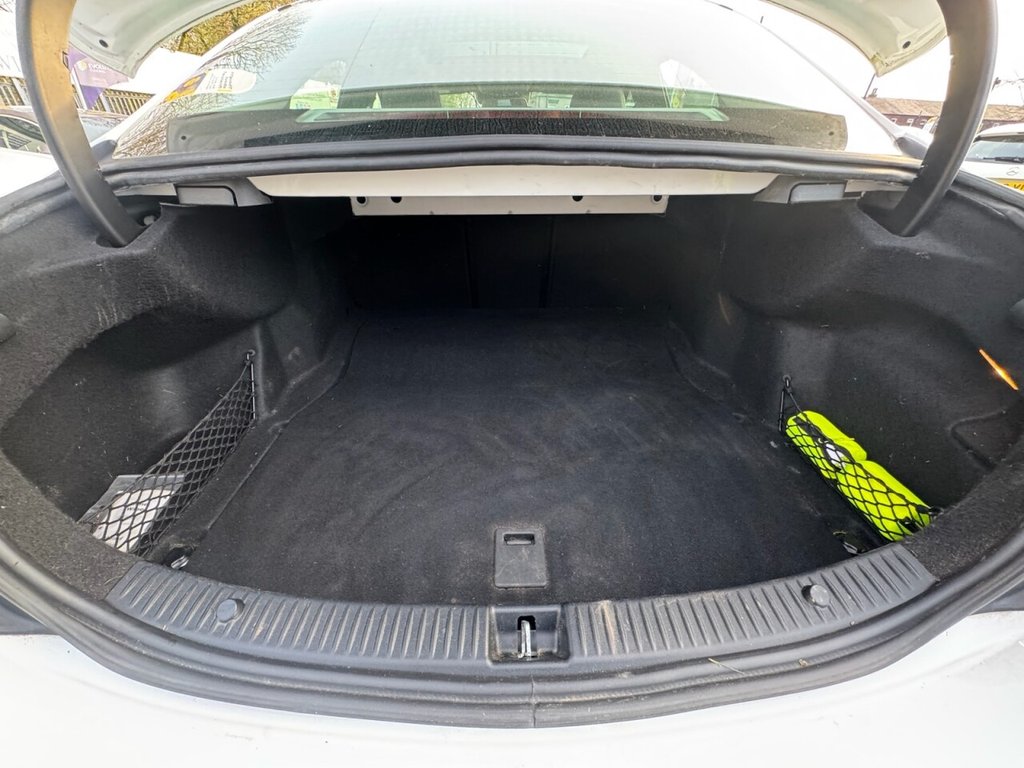 Used Mercedes-Benz C Class 2015 for sale - 78044060: Photo 48