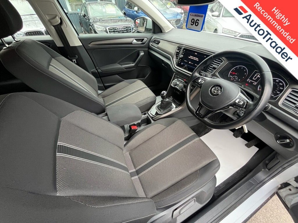 Used Volkswagen T-Roc 2018 for sale - 77539292: Photo 2