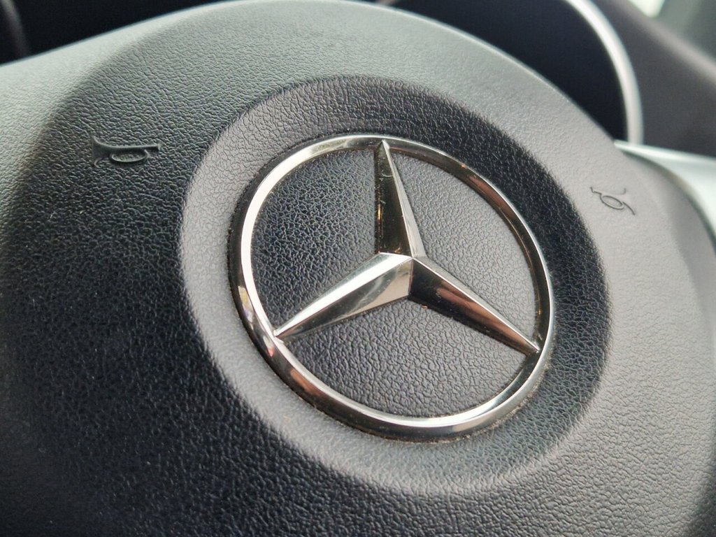 Used Mercedes-Benz GLC 2016 for sale - 78082235: Photo 42