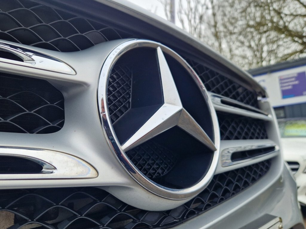 Used Mercedes-Benz GLC 2016 for sale - 78082235: Photo 9