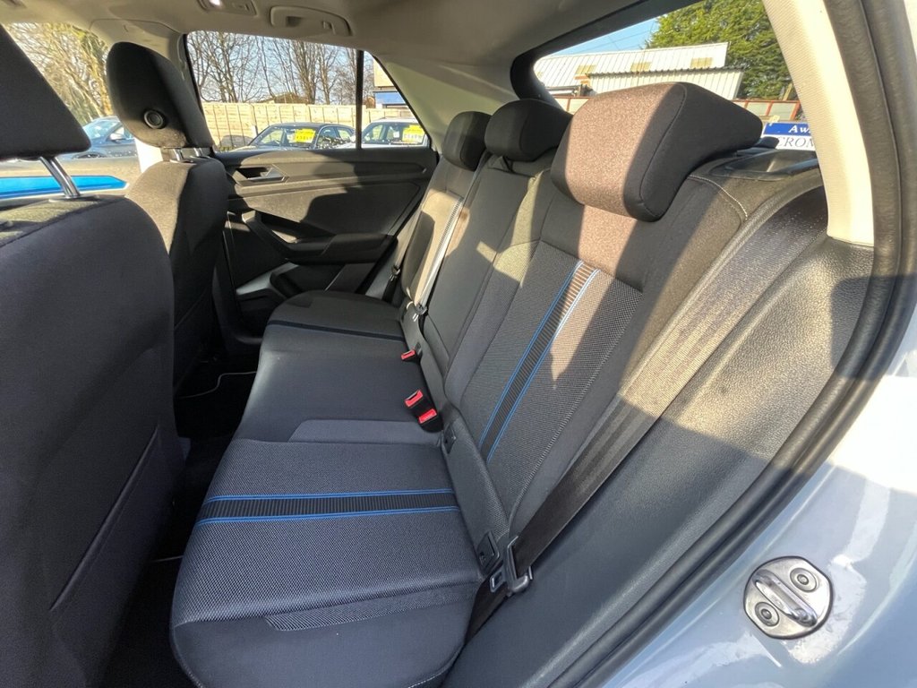 Used Volkswagen T-Roc 2018 for sale - 77642251: Photo 21