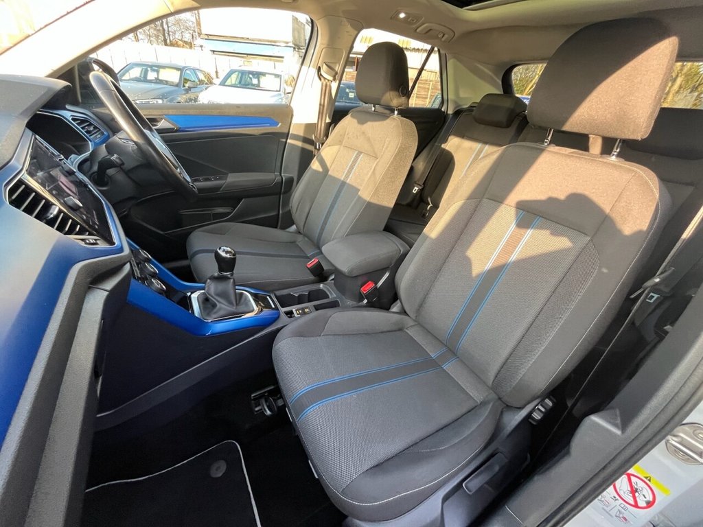 Used Volkswagen T-Roc 2018 for sale - 77642251: Photo 24