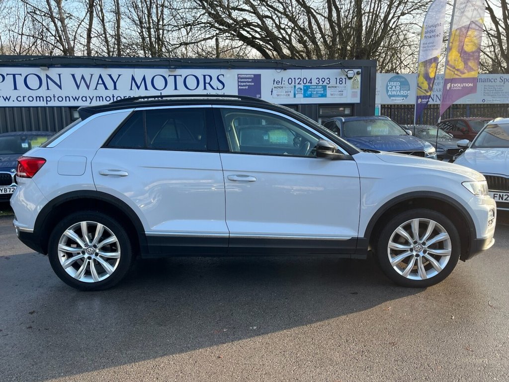Used Volkswagen T-Roc 2018 for sale - 77642251: Photo 4