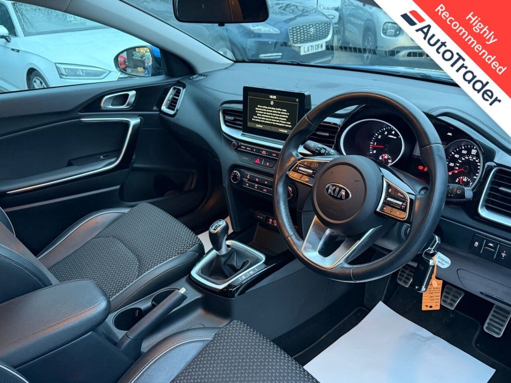 Used Kia Ceed 2018 for sale - 77533946: Photo 2