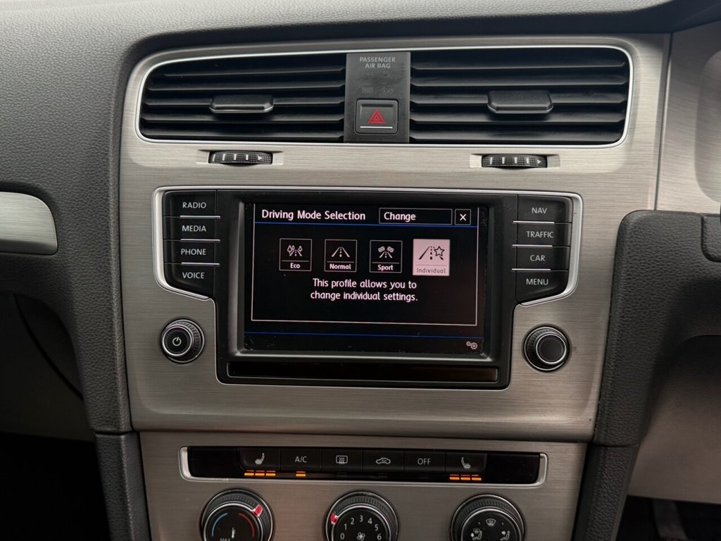 Used Volkswagen Golf 2016 for sale - 78097132: Photo 32