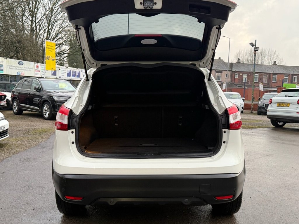 Used Nissan Qashqai 2014 for sale - 77666690: Photo 21