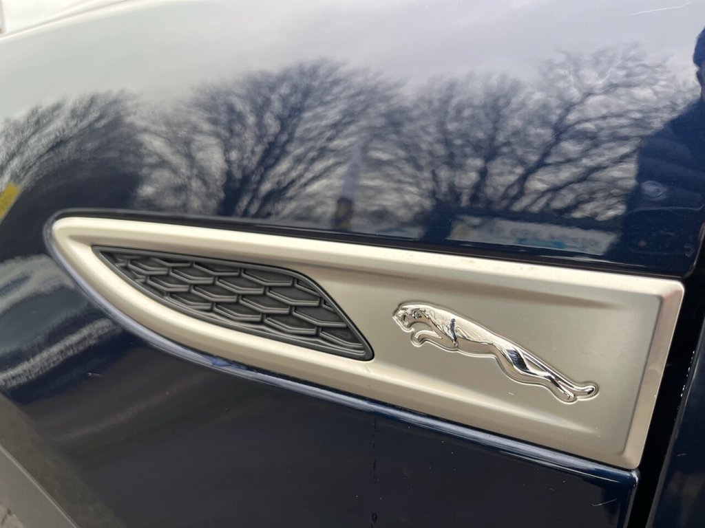 Used Jaguar E-Pace 2022 for sale - 77539275: Photo 25