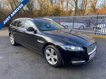 Used Jaguar XF 2018 for sale - 77835326: Photo