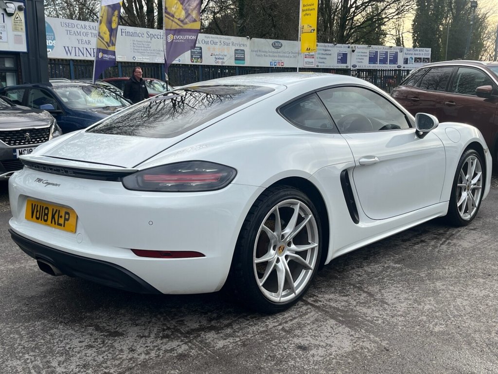 Used Porsche Cayman 2018 for sale - 77539278: Photo 5