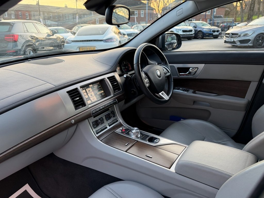 Used Jaguar XF 2013 for sale - 77748832: Photo 42