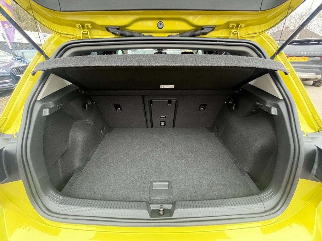 Used Volkswagen Golf 2020 for sale - 77534102: Photo 17