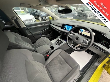 Used Volkswagen Golf 2020 for sale - 77534102: Photo