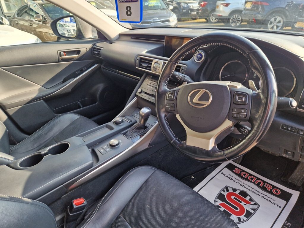Used Lexus IS 2017 for sale - 78110271: Photo 3