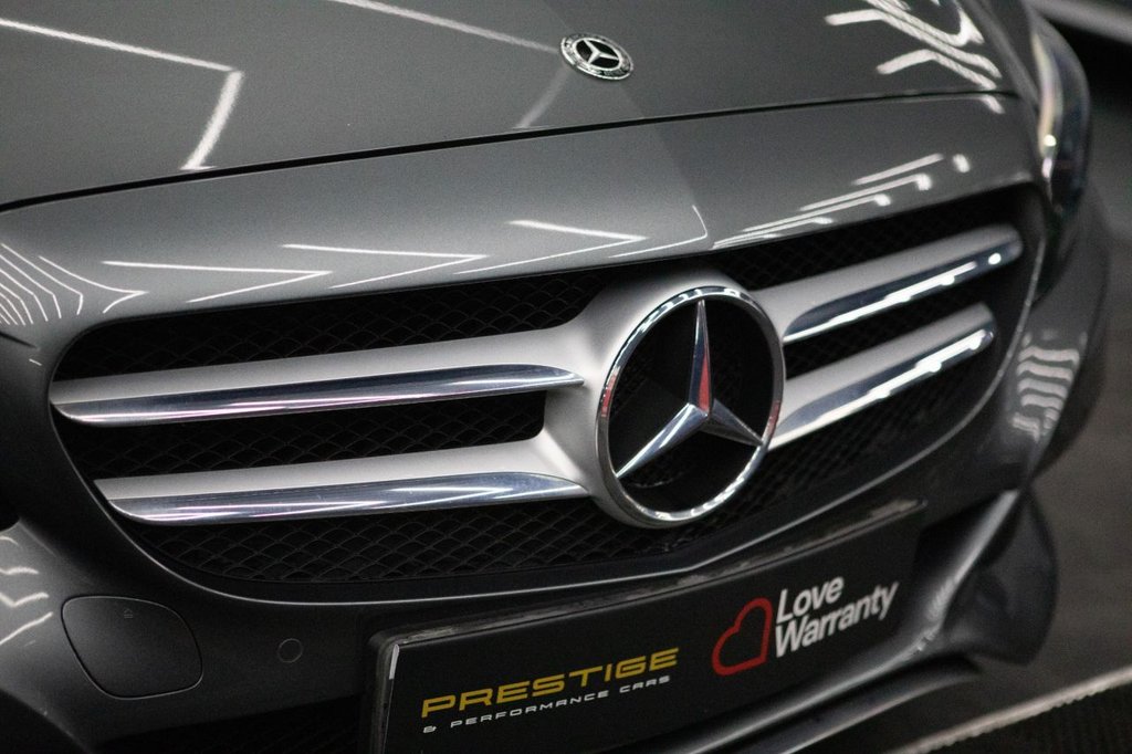 Used Mercedes-Benz C Class 2018 for sale - 77967015: Photo 12