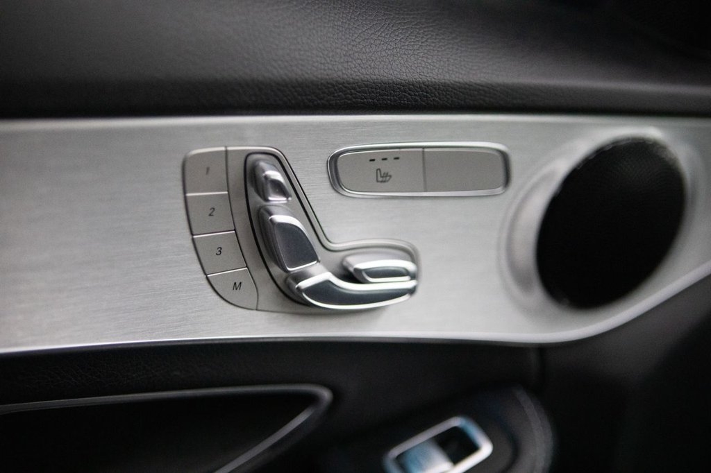 Used Mercedes-Benz C Class 2018 for sale - 77967015: Photo 17