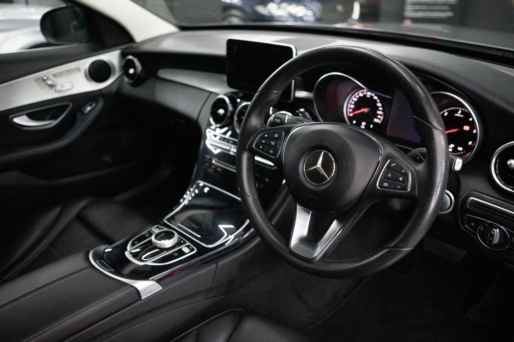 Used Mercedes-Benz C Class 2018 for sale - 77967015: Photo 6