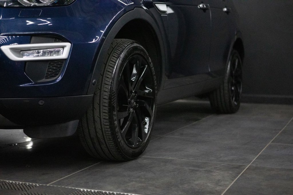 Used Land Rover Discovery Sport 2015 for sale - 78082638: Photo 19