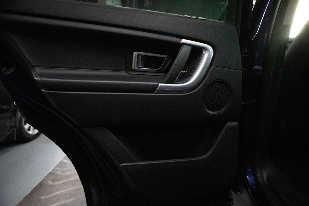 Used Land Rover Discovery Sport 2015 for sale - 78082638: Photo 21