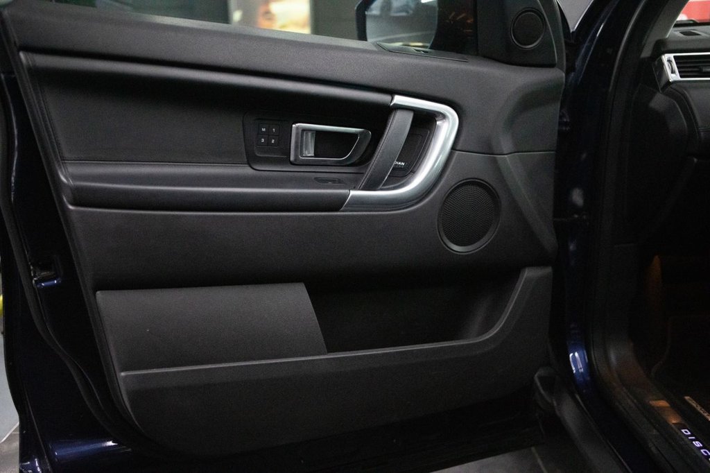 Used Land Rover Discovery Sport 2015 for sale - 78082638: Photo 24