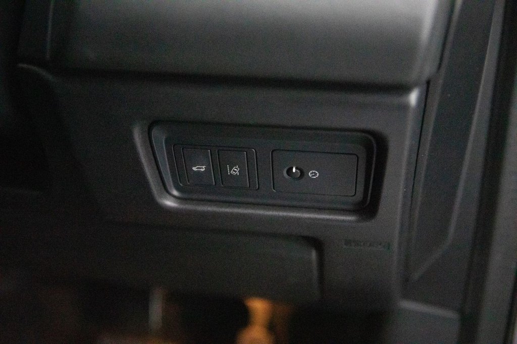 Used Land Rover Discovery Sport 2015 for sale - 78082638: Photo 39