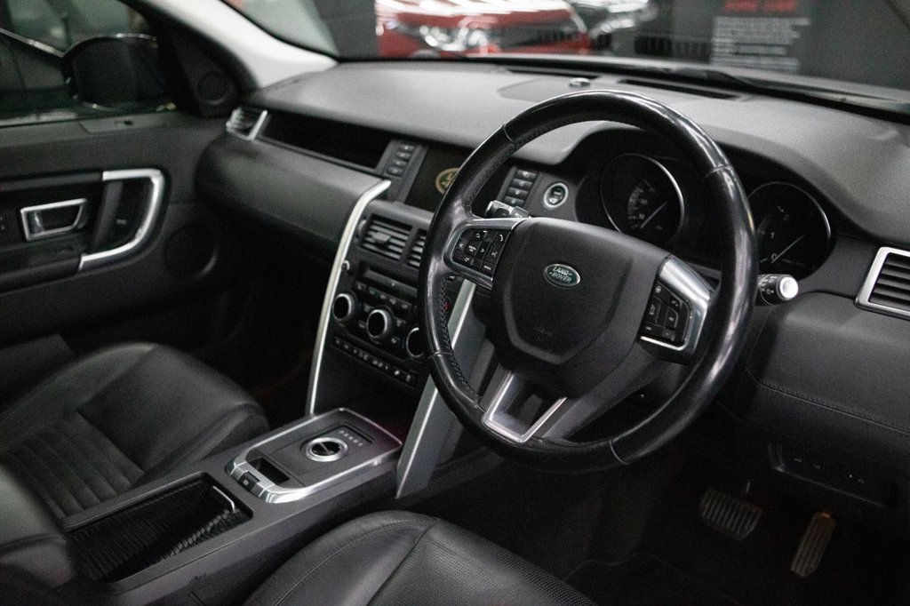 Used Land Rover Discovery Sport 2015 for sale - 78082638: Photo 6