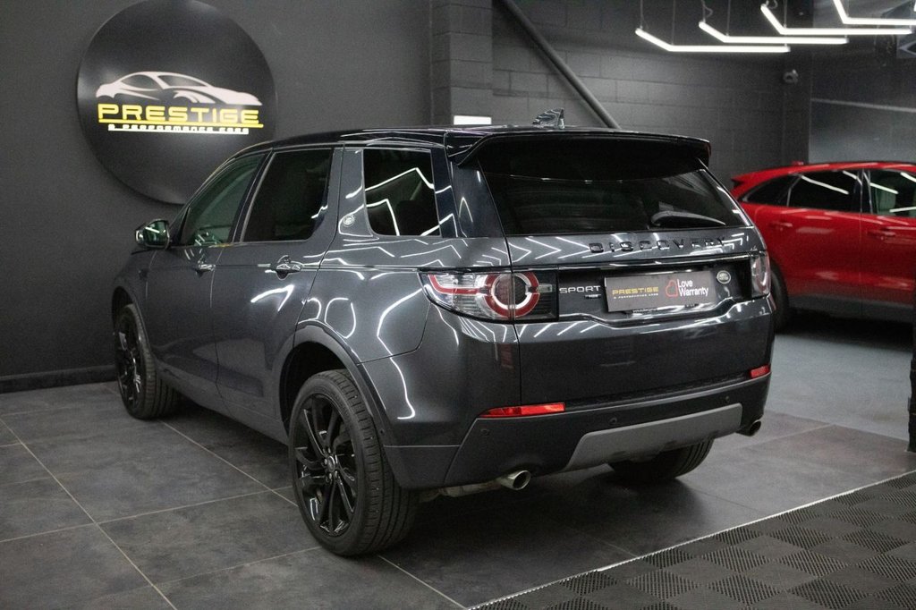 Used Land Rover Discovery Sport 2016 for sale - 77764897: Photo 2