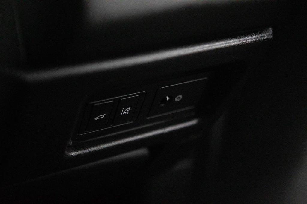 Used Land Rover Discovery Sport 2016 for sale - 77764897: Photo 24