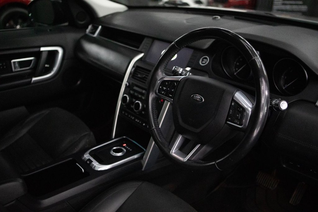 Used Land Rover Discovery Sport 2016 for sale - 77764897: Photo 6