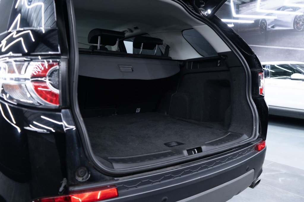 Used Land Rover Discovery Sport 2018 for sale - 77785935: Photo 16