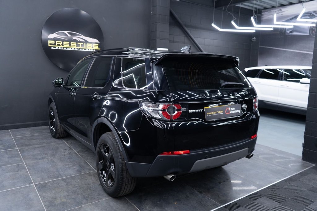 Used Land Rover Discovery Sport 2018 for sale - 77785935: Photo 2