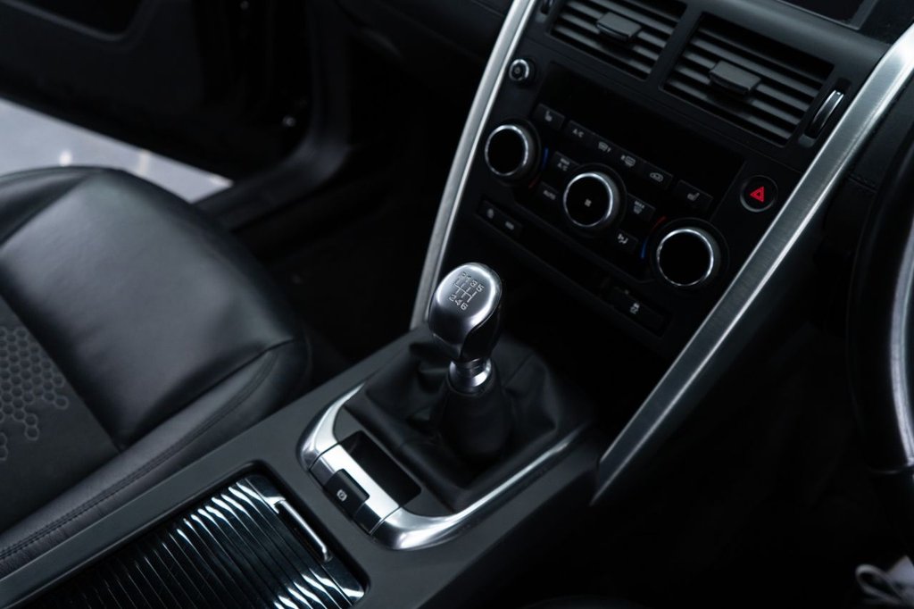 Used Land Rover Discovery Sport 2018 for sale - 77785935: Photo 41