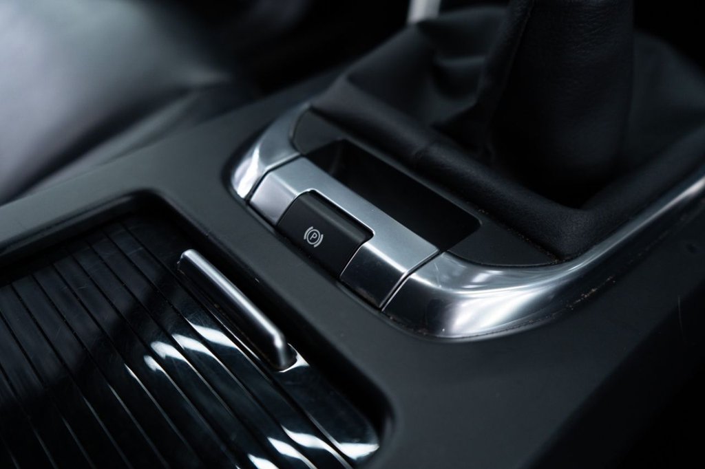 Used Land Rover Discovery Sport 2018 for sale - 77785935: Photo 42