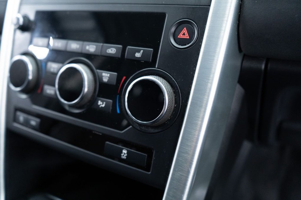 Used Land Rover Discovery Sport 2018 for sale - 77785935: Photo 50