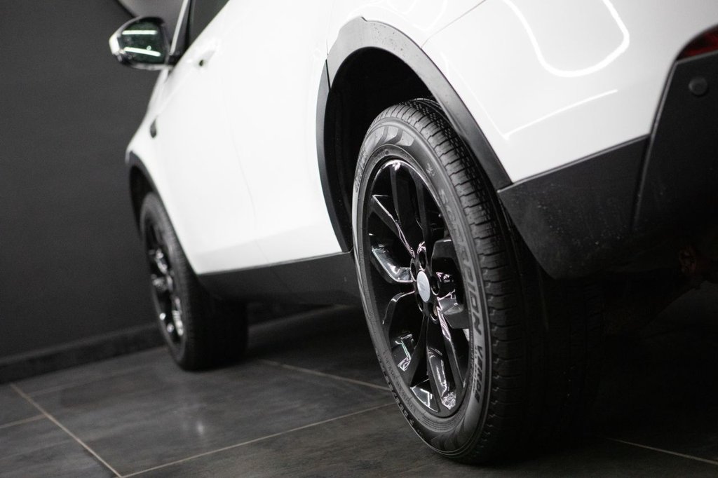 Used Land Rover Discovery Sport 2015 for sale - 77764740: Photo 16