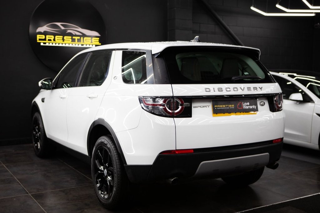 Used Land Rover Discovery Sport 2015 for sale - 77764740: Photo 2