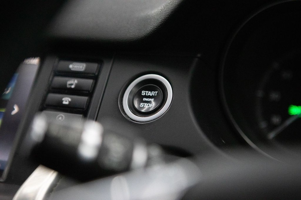 Used Land Rover Discovery Sport 2015 for sale - 77764740: Photo 25