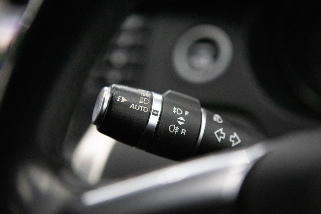 Used Land Rover Discovery Sport 2015 for sale - 77764740: Photo 27