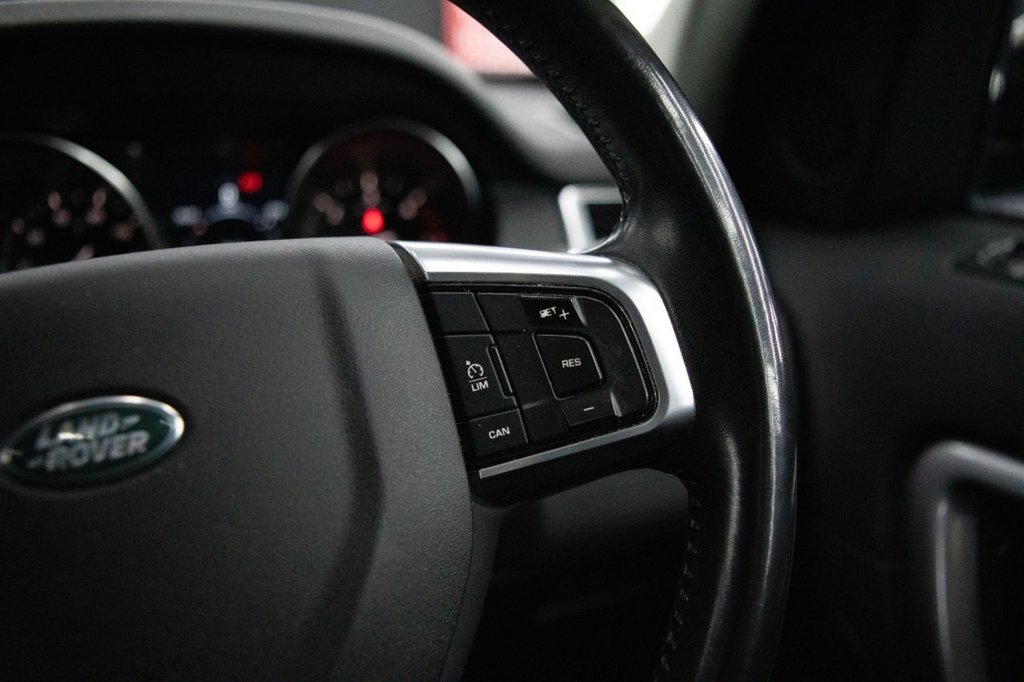 Used Land Rover Discovery Sport 2015 for sale - 77764740: Photo 28