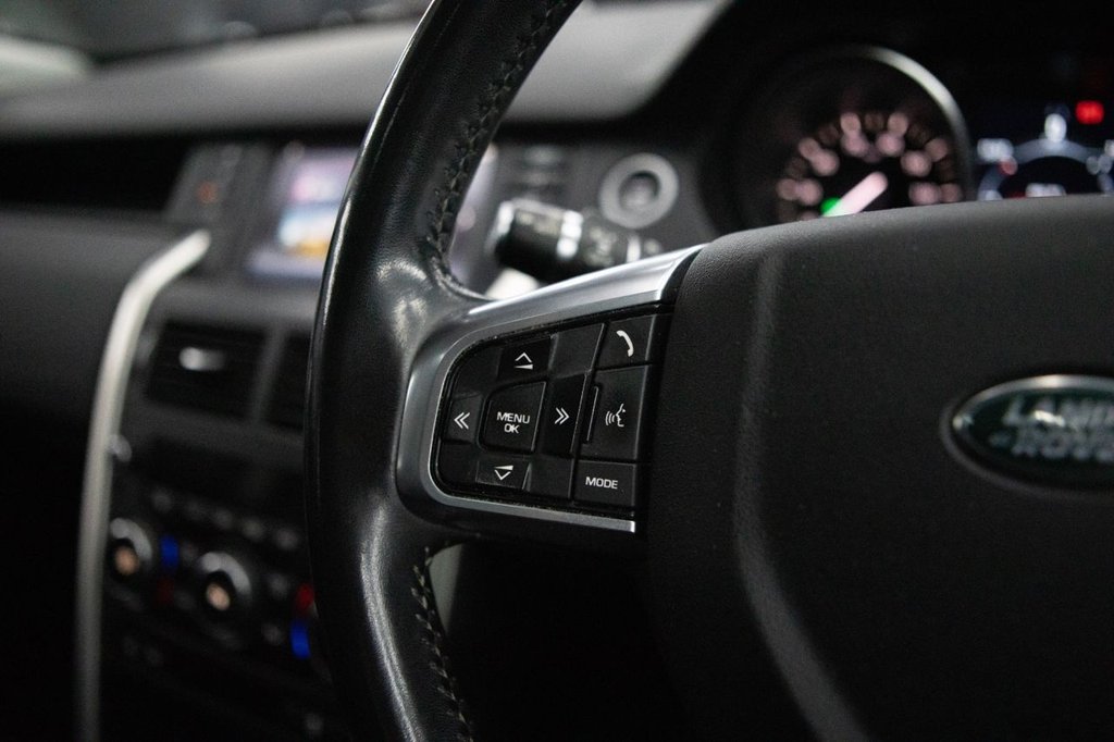 Used Land Rover Discovery Sport 2015 for sale - 77764740: Photo 29