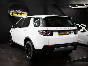 Used Land Rover Discovery Sport 2015 for sale - 77764740: Photo