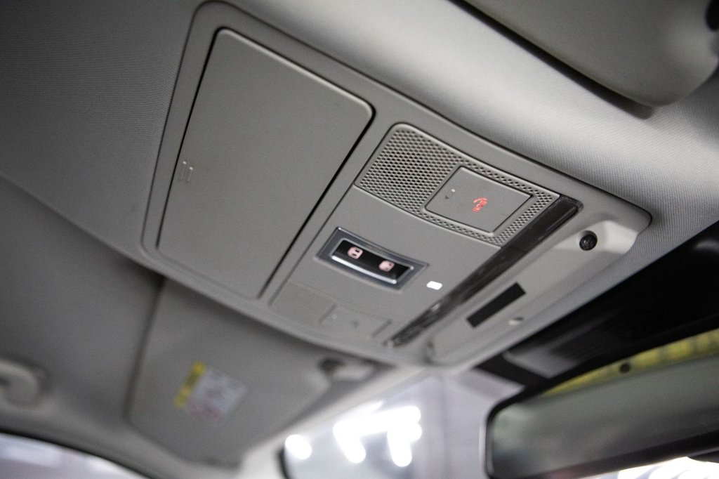 Used Land Rover Discovery Sport 2015 for sale - 77764740: Photo 31