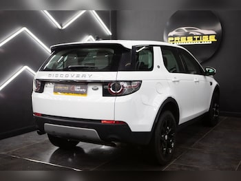 Used Land Rover Discovery Sport 2015 for sale - 77764740: Photo