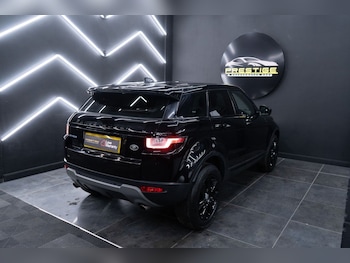 Used Land Rover Range Rover Evoque 2017 for sale - 77884936: Photo