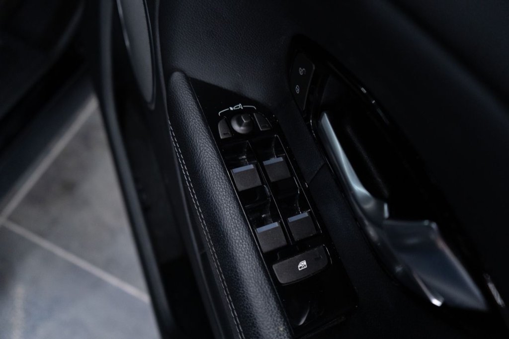 Used Land Rover Range Rover Evoque 2017 for sale - 77952675: Photo 18