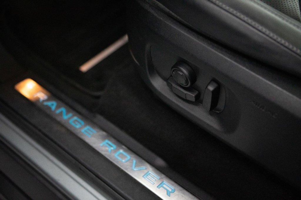 Used Land Rover Range Rover Evoque 2015 for sale - 77771088: Photo 34