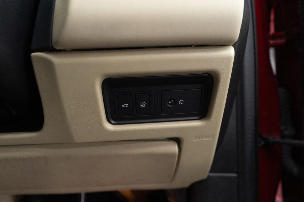 Used Land Rover Discovery Sport 2016 for sale - 77764701: Photo 44