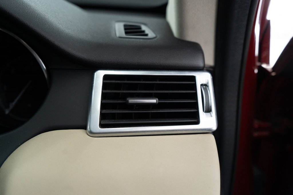 Used Land Rover Discovery Sport 2016 for sale - 77764701: Photo 46