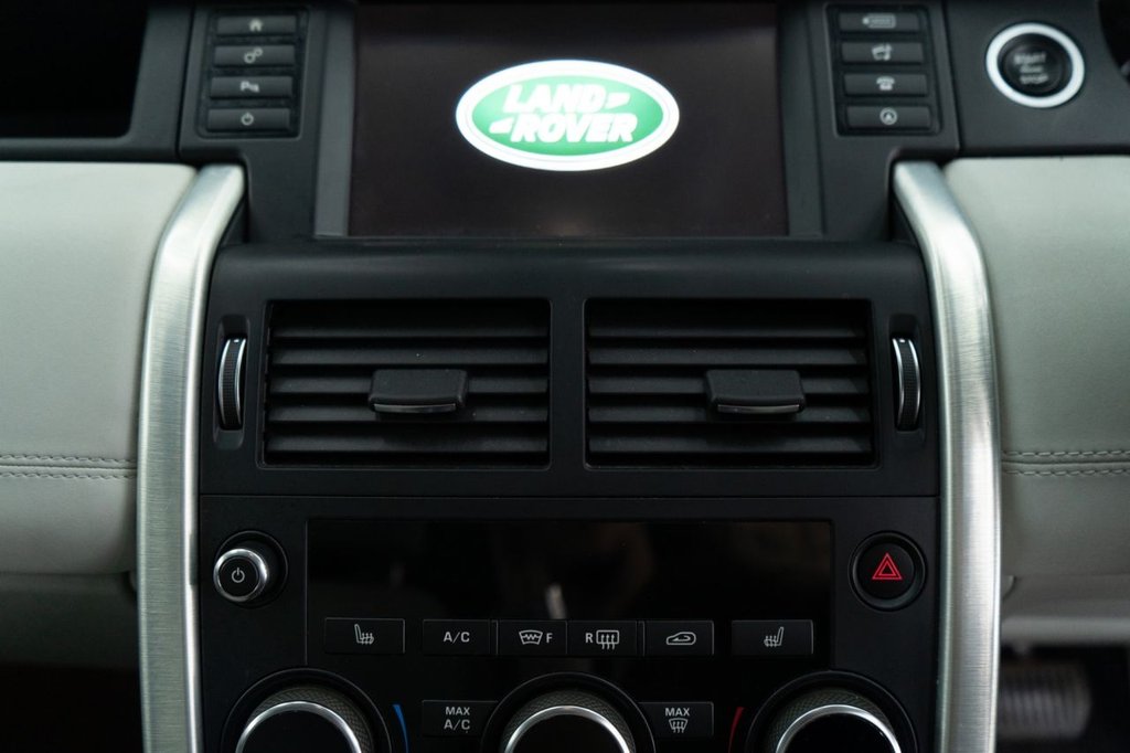 Used Land Rover Discovery Sport 2017 for sale - 77835920: Photo 21
