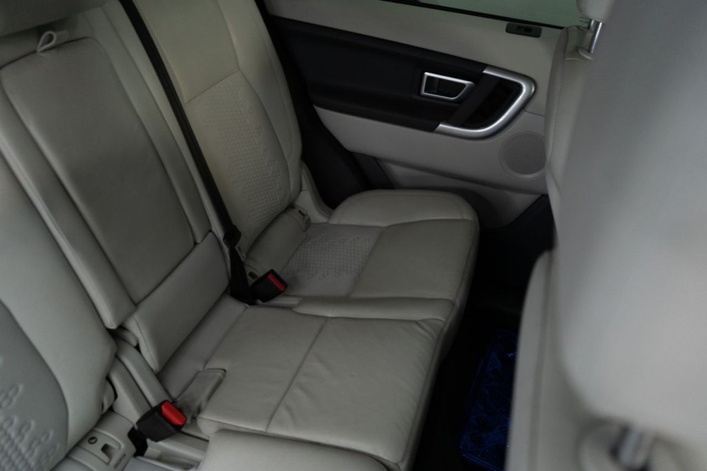 Used Land Rover Discovery Sport 2017 for sale - 77835920: Photo 44